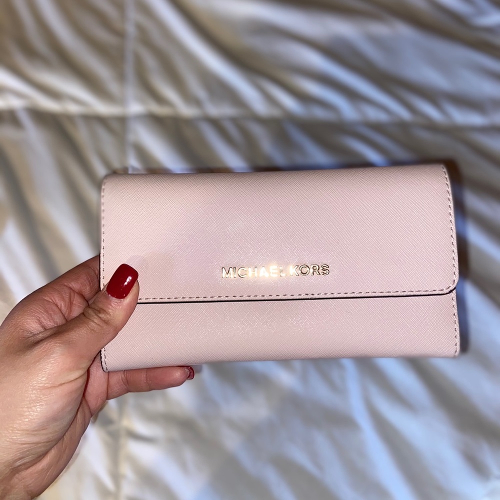 Michael Kors wallet